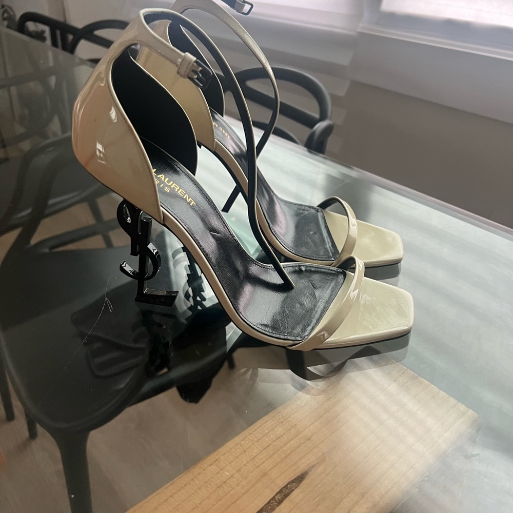OPYUM SANDALS IN SMOOTH LEATHER